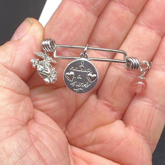 Stainless steel “Proud Marine Mom” bracelet by Belk Silverworks NWOC - Picture 5 of 6